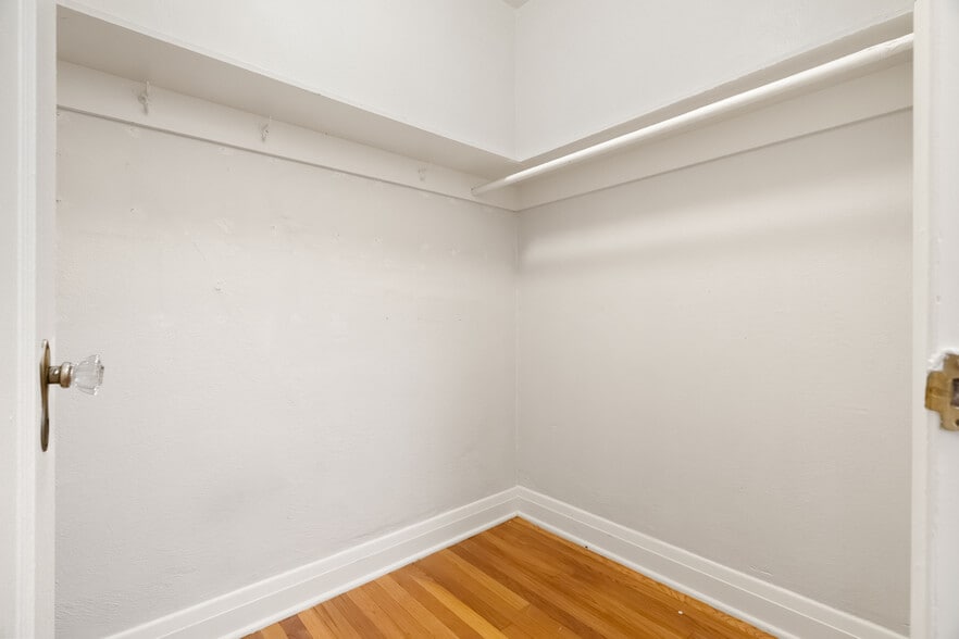 More Photos Of , Portland Multifamily For Sale