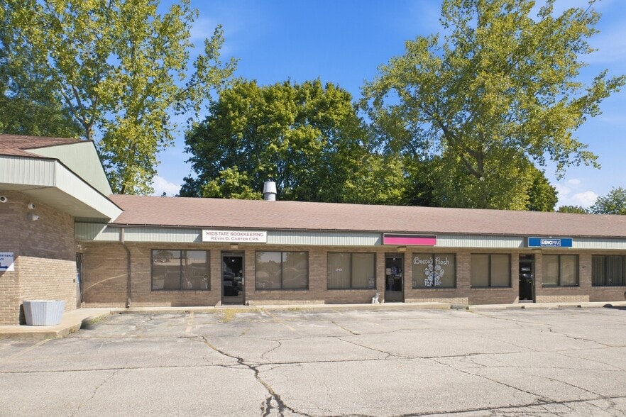 More Photos Of 53 Providence St, West Warwick Restaurant For Sale