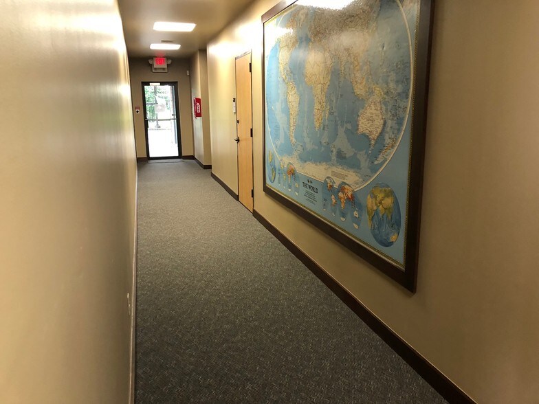 More Photos Of 430 Highway 6 S, Houston Medical For Lease