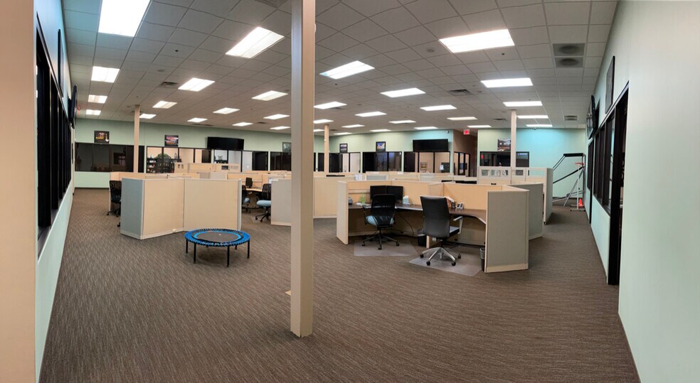 More Photos Of 4320 Marsh Ridge Rd, Carrollton Light Distribution For Lease