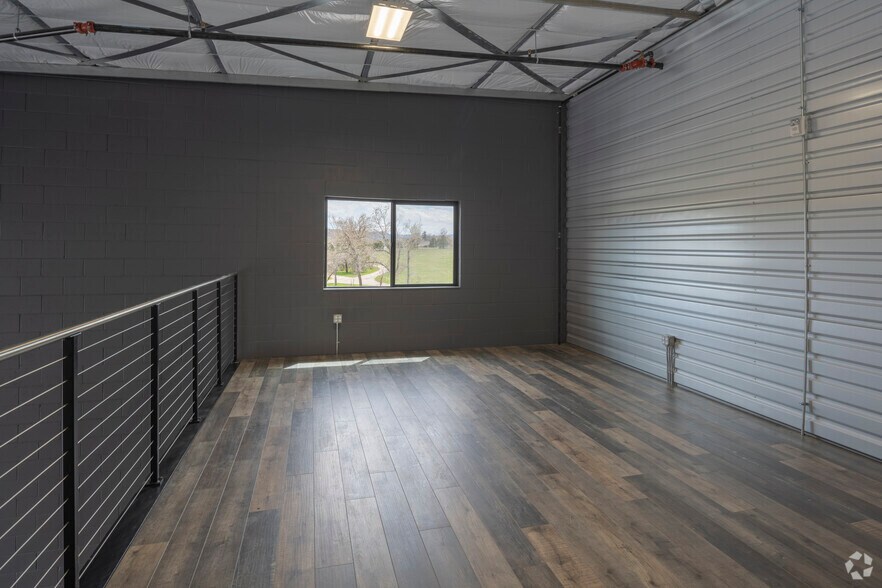 More Photos Of 1010 S Interstate Rd, Castle Rock Showroom For Sale