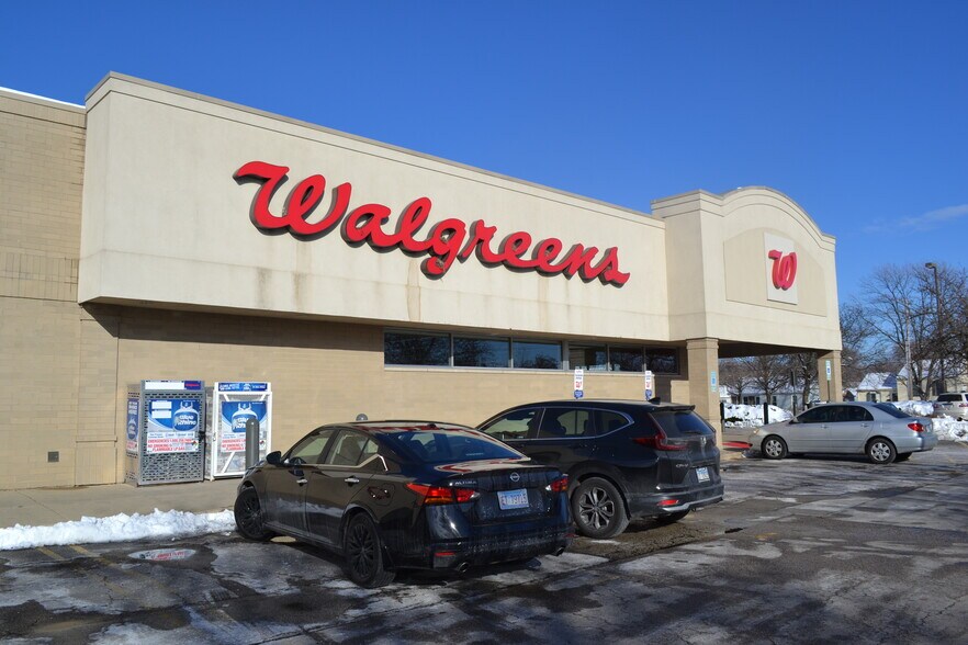 More Photos Of 540 N Schmale Rd, Carol Stream Drugstore For Sale