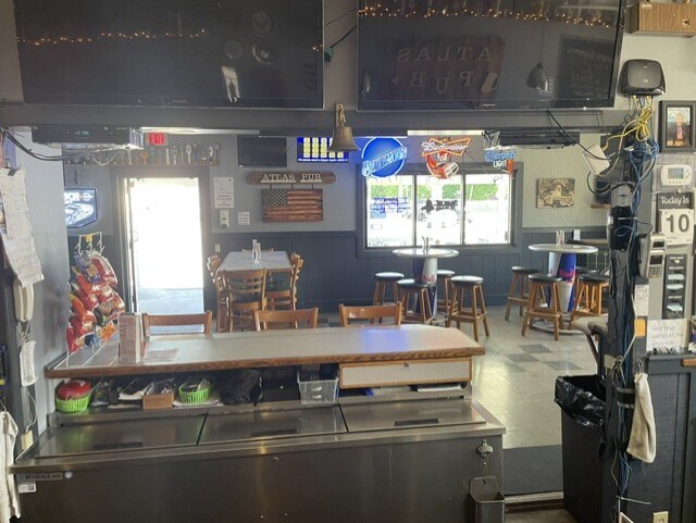 More Photos Of 300 Carew St, Chicopee Restaurant For Sale