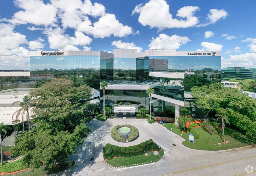 More Photos Of 100 W Cypress Creek Rd, Fort Lauderdale Office Residential For Lease