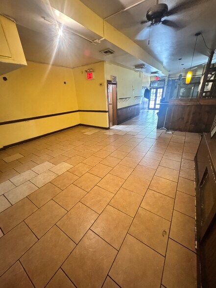 More Photos Of 650 Tenth Ave, New York Apartments For Lease