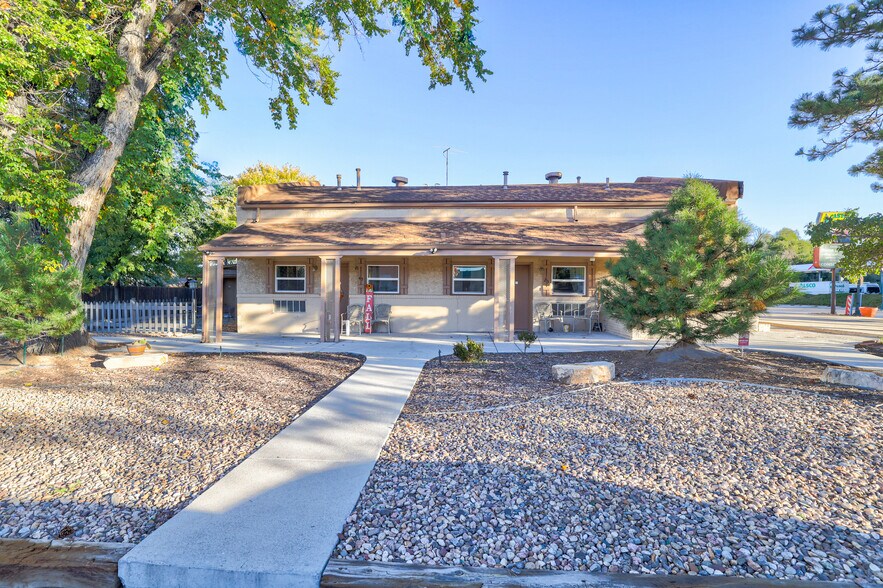 More Photos Of 807 Wilcox St, Castle Rock Storefront For Sale