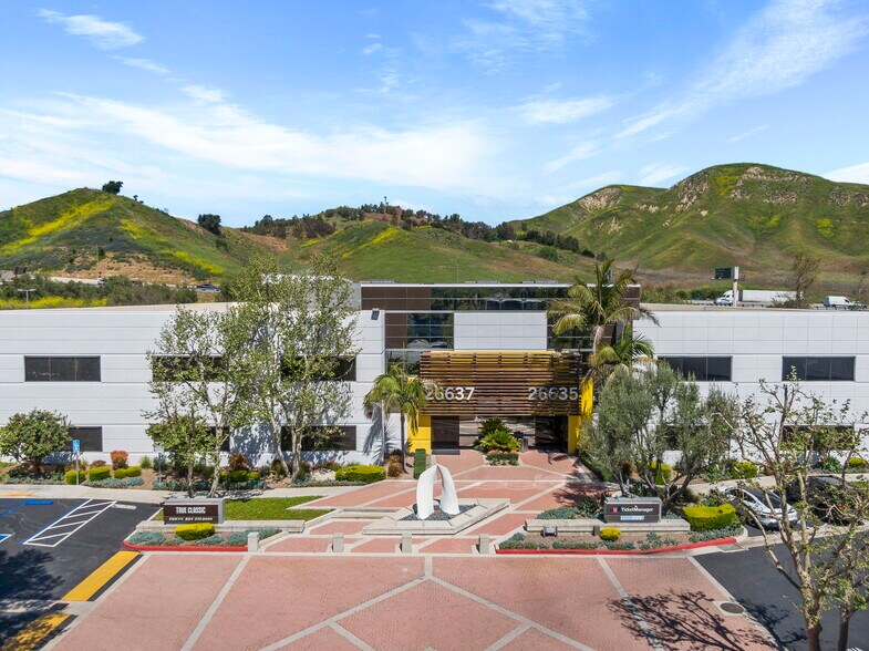 More Photos Of 26635-26637 W Agoura Rd, Calabasas Office For Lease
