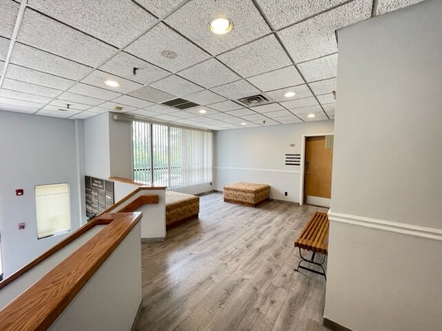 More Photos Of 78 Todt Hill Rd, Staten Island Medical For Lease