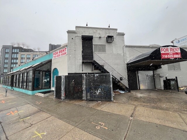 More Photos Of 4001 Northern Blvd, Long Island City Restaurant For Lease