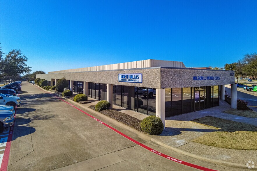 More Photos Of 2101 Midway Rd, Carrollton Light Manufacturing For Lease