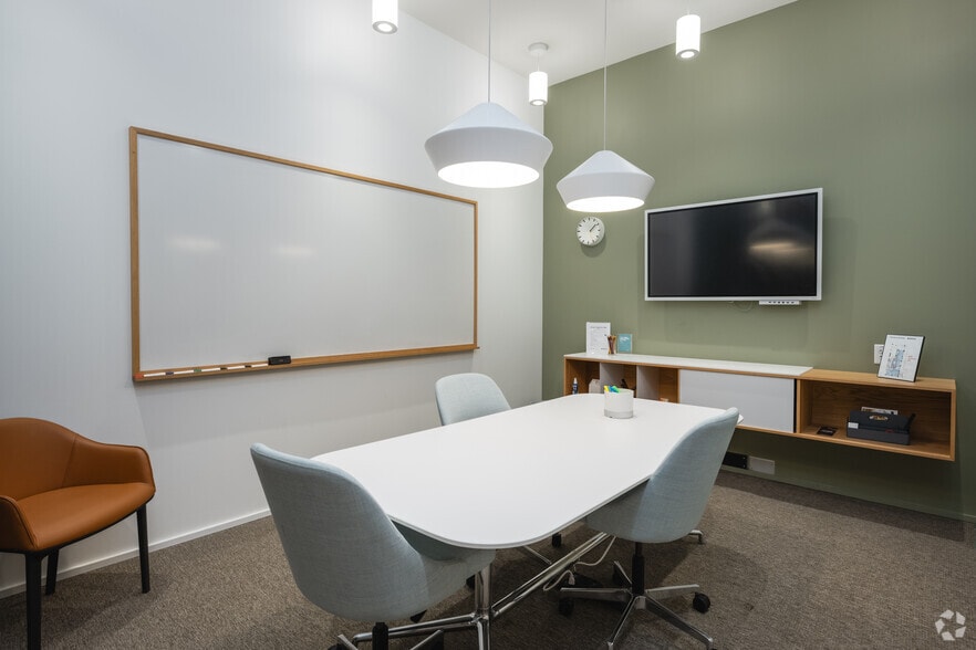 More Photos Of 355 S Main St, Greenville Coworking Space