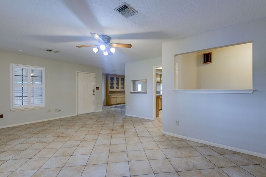 More Photos Of 11820 Plainbrook St, La Porte Specialty For Sale