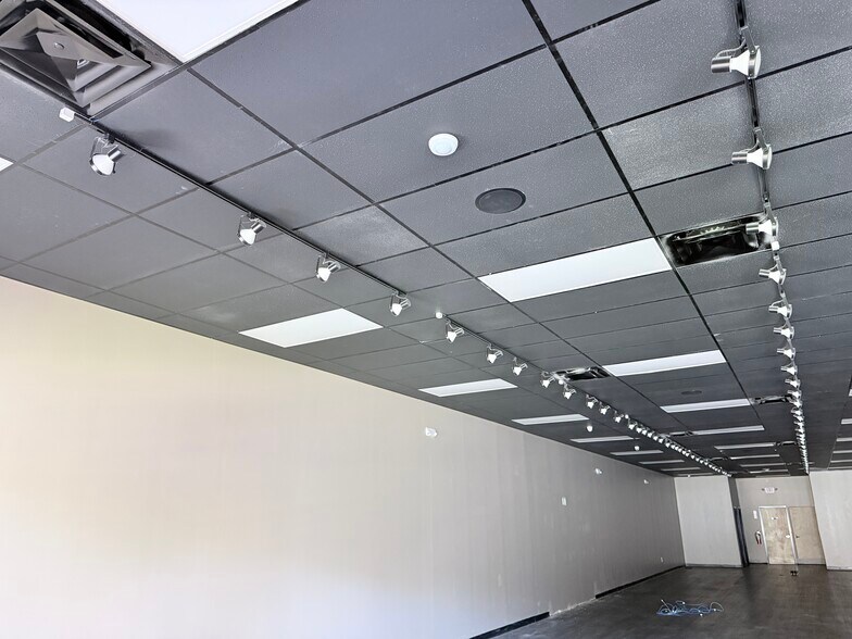 More Photos Of 2359-2367 N University Dr, Coral Springs Unknown For Lease