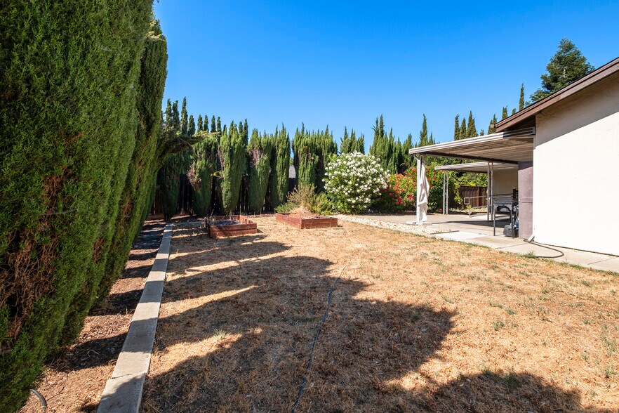 More Photos Of 1230 Vancouver Way, Livermore Assisted Living For Sale