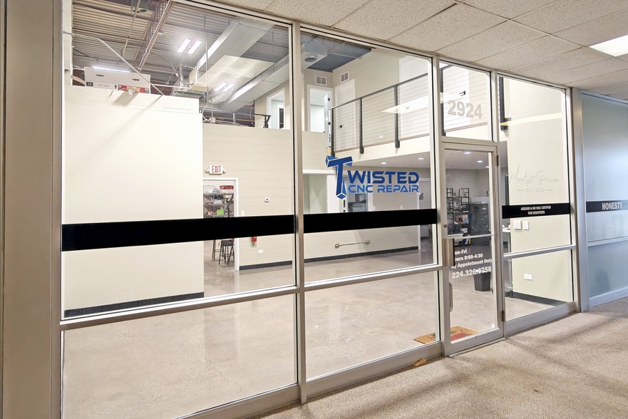 More Photos Of 2924 Malmo Dr, Arlington Heights Warehouse For Sale