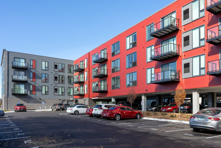 More Photos Of 848 Payne Ave, Saint Paul Apartments For Lease