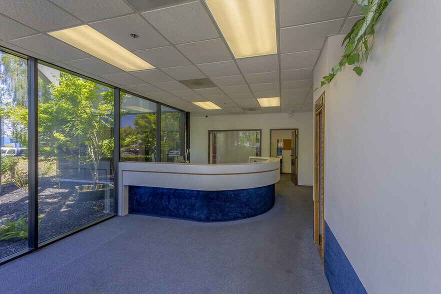More Photos Of 481 Aaron St, Cotati Warehouse For Sale