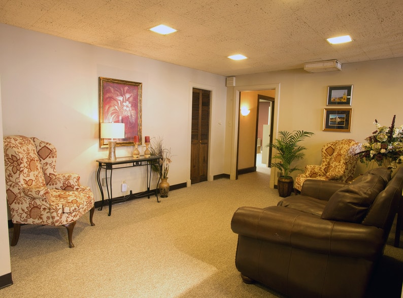 More Photos Of 815 Quarrier St, Charleston Office For Sale