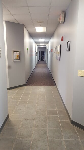 More Photos Of 1890 Commerce Center Blvd, Fairborn Office For Lease
