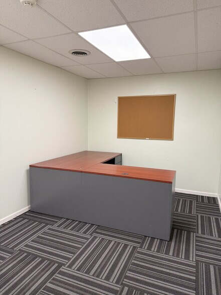 More Photos Of 340 S Liberty St, Orwigsburg Office For Lease