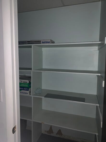 More Photos Of 3715 Main St, Bridgeport Medical For Lease