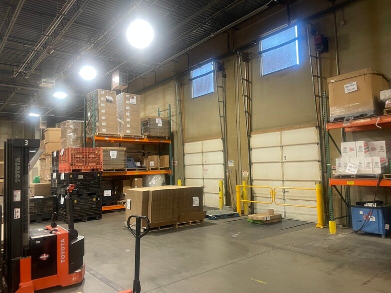 More Photos Of 6982 S Quentin St, Englewood Warehouse For Sale