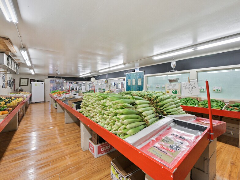 More Photos Of 2889 C Rd, Grand Junction Specialty For Sale