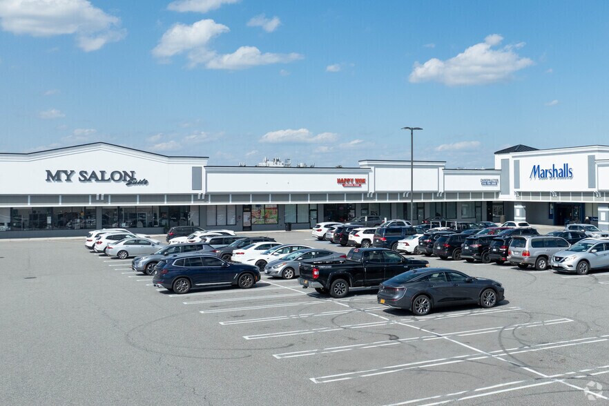 More Photos Of 1897-1989 Front St, East Meadow General Retail For Lease