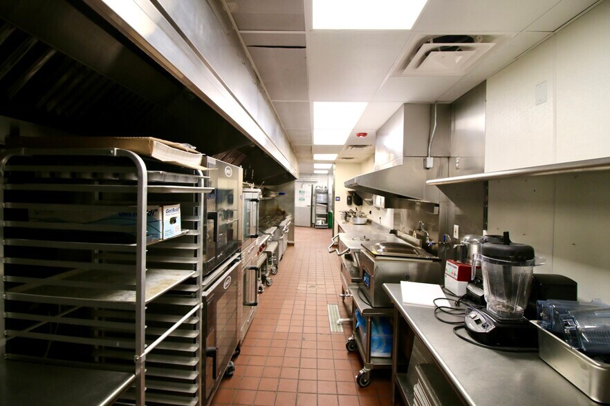 More Photos Of 12634 Indore Pl, Littleton Restaurant For Sale