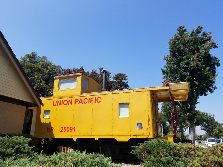 More Photos Of 4790 Riverside Dr, Chino Office For Lease