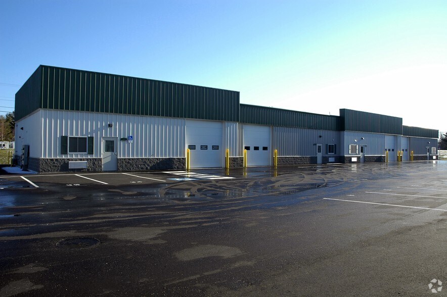 More Photos Of 2 Lincoln Ave, Scarborough Warehouse For Sale