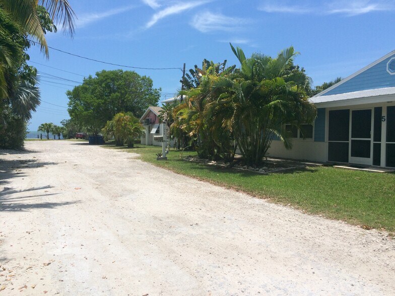 More Photos Of 21544 Overseas Hwy, Cudjoe Key Hotel For Sale