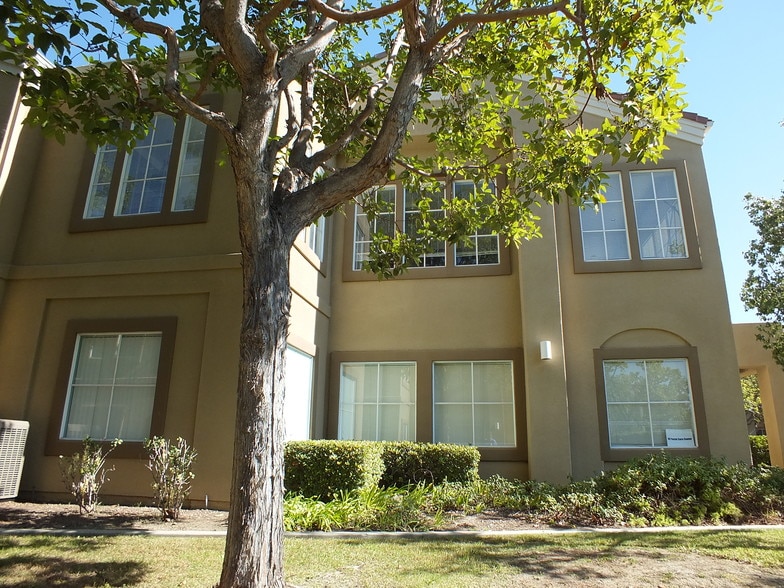 More Photos Of 26421 Crown Valley Pky, Mission Viejo Medical For Lease