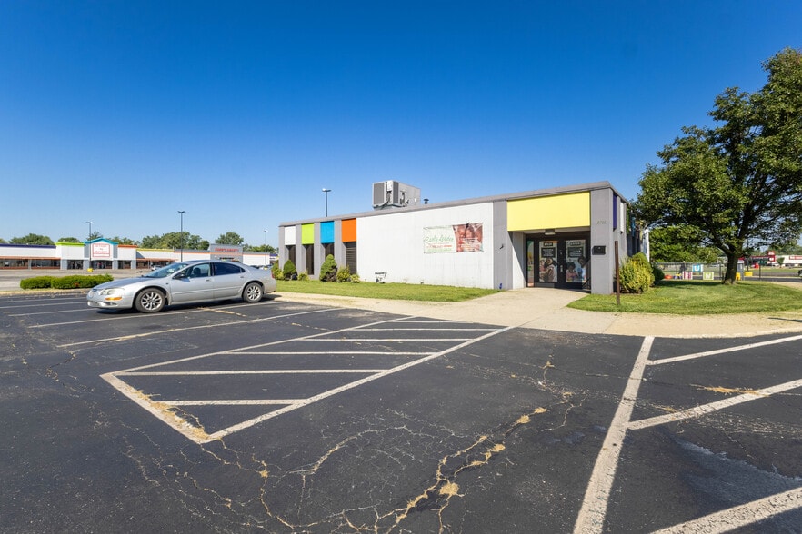 More Photos Of 8939 E 38th St, Indianapolis Unknown For Lease