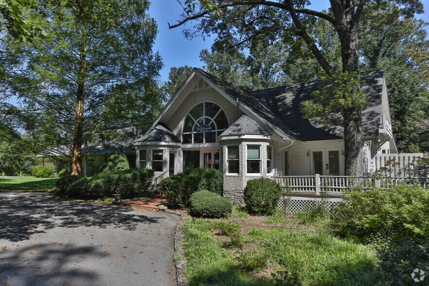 Primary Photo Of 86 Lily Pad Ln, Flat Rock Hotel For Sale