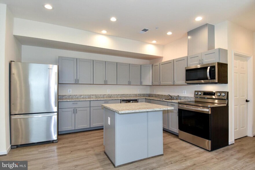 More Photos Of 1500 Ogden St NW, Washington Storefront Retail Residential For Sale