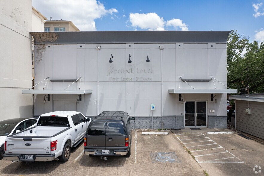 More Photos Of 2506 South Blvd, Houston Storefront Retail Office For Lease