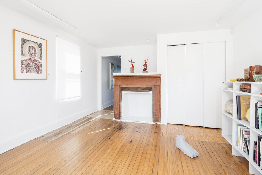 More Photos Of 311 Front St, Greenport Office Residential For Sale