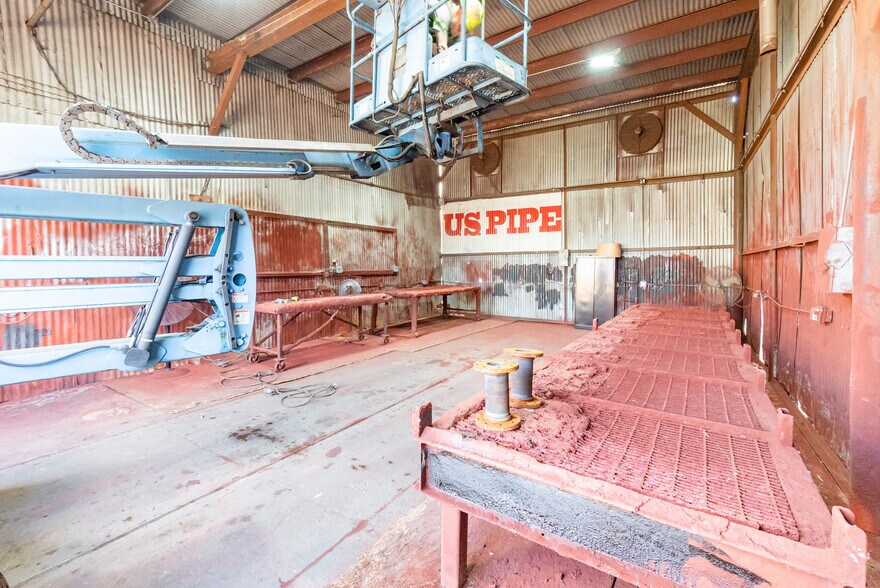 More Photos Of 204 5th St, Orlando Industrial For Sale