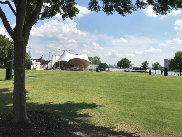 More Photos Of 215 Brooke Ave, Norfolk Office Residential For Sale