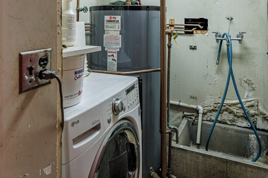 More Photos Of 7 E Baltimore St, Baltimore Office For Lease