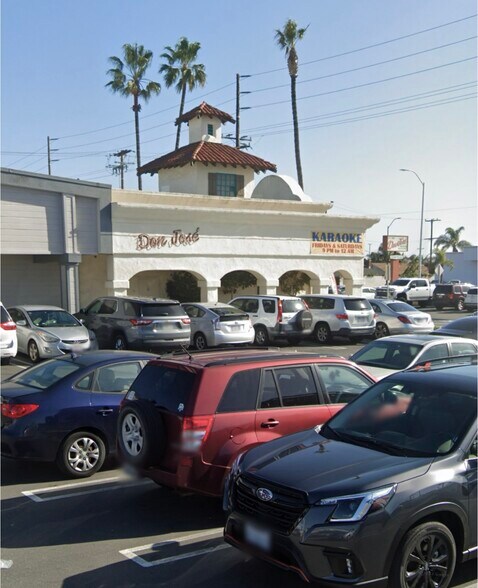 More Photos Of 9005 Adams Ave, Huntington Beach Unknown For Lease
