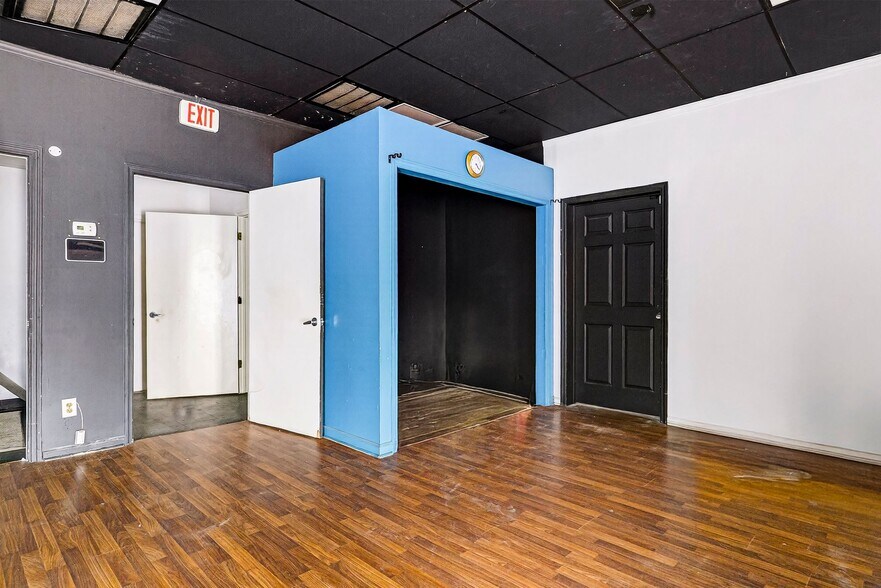 More Photos Of 4421-4443 Skidaway Rd, Savannah Storefront Retail Office For Lease