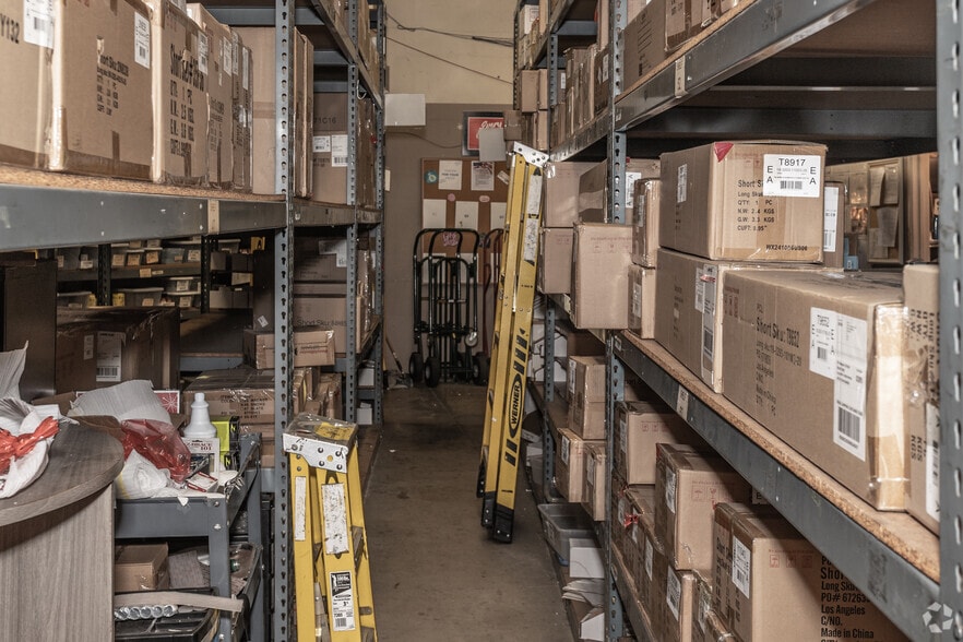 More Photos Of 18989 Hawthorne Blvd Beach, Redondo Beach Freestanding For Lease