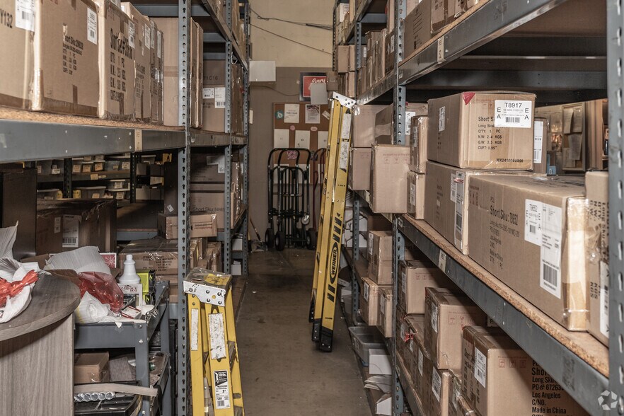 More Photos Of 18989 Hawthorne Blvd Beach, Redondo Beach Freestanding For Lease