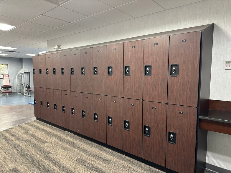 More Photos Of 80 State St, Albany Office For Lease