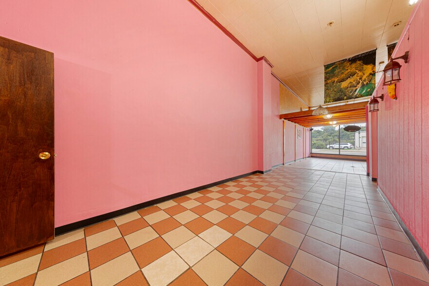 More Photos Of 508 Central Ave N, Faribault Storefront Retail Residential For Sale