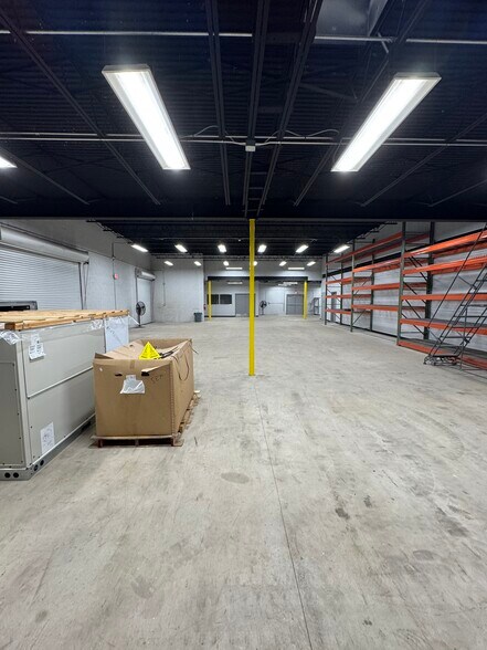 More Photos Of 1921 Pembroke Rd, Hollywood Warehouse For Lease