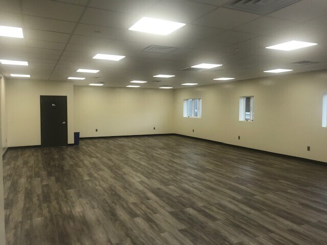 More Photos Of 356-362 Getty Ave, Clifton Warehouse For Lease