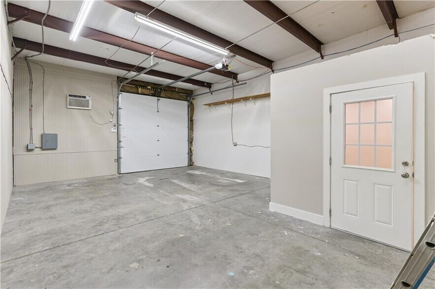 More Photos Of 125 Skyspaces Ct, St Simons Island Office For Sale